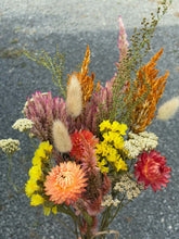 Load image into Gallery viewer, Paper Vase &amp; Fall Bouquet
